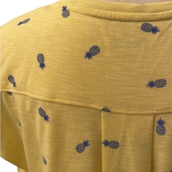 ♥️izod♥️ short sleeve top size (small) - Picture 5 of 7